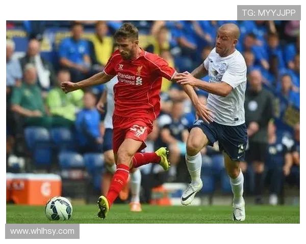 34岁前锋博里尼正式加盟英乙索尔福德城曾效力于利物浦和米兰等豪门