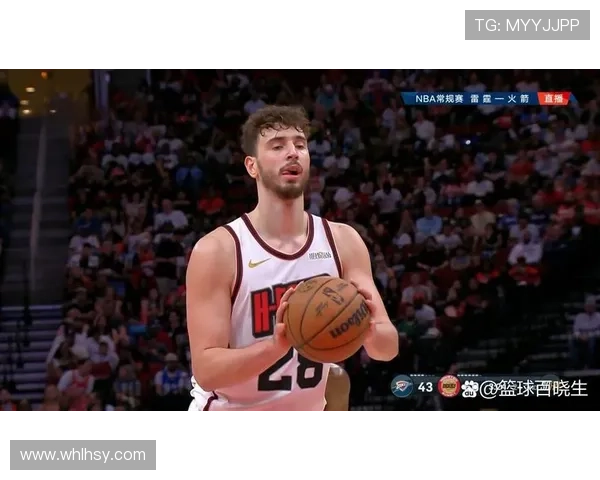 火箭队训练气氛愉快亚当斯谢泼德申京笑容满面展现团队精神